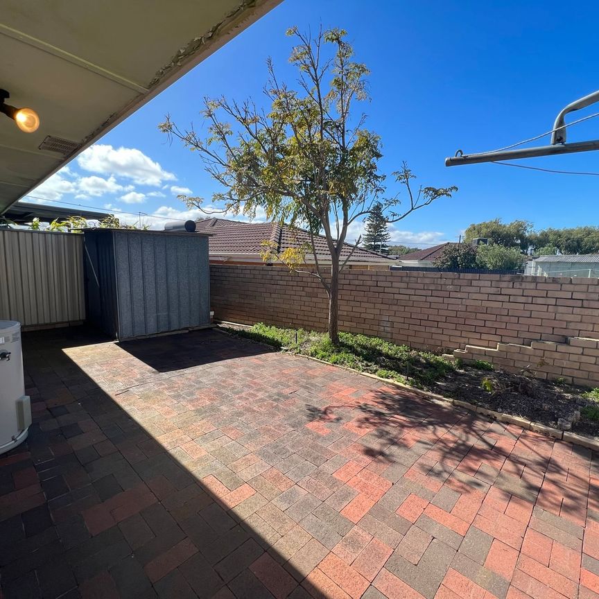 Relaxed Coastal Lifestyle - Photo 1