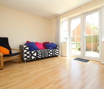 4 bedroom terraced house to rent - Photo 4