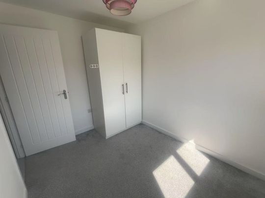 4 Bed Detached House, Heroes Drive, B29 - Photo 1