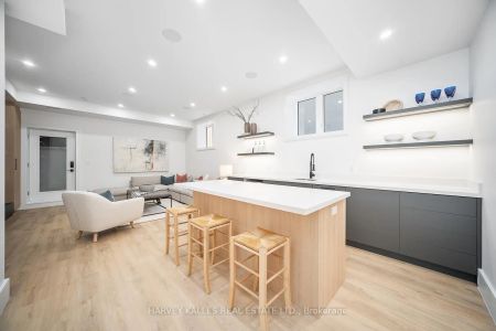 67 Lesmount Avenue - Photo 3