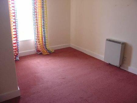 4 bedroom house to rent - Photo 3