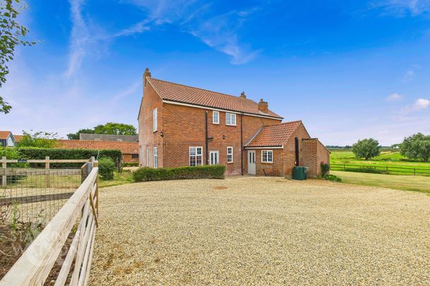 Station Road, Reedham, Norwich - Photo 1