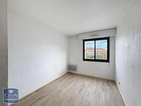 Appartement à louer 4 pièces 82.91m² - Photo 3