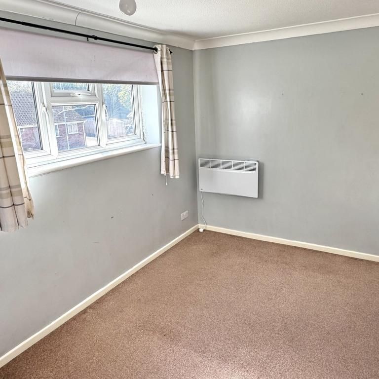1 bedroom semi-detached house to rent - Photo 1