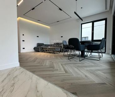 Super-Contemporary Four Bedroom House - Pipera Tunari - Fotografie 1