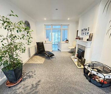 3 bedroom semi-detached house to rent - Photo 3