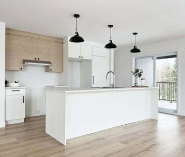 Appartement De 3 Chambres à Coucher - Photo 2