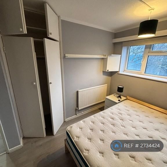 3 bedroom flat to rent - Photo 1