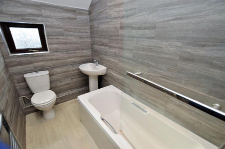 2 bedroom terraced house to rent - Photo 3