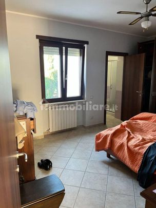 Villa unifamiliare via Giovanni Cena 11, Centro, Minturno - Photo 1