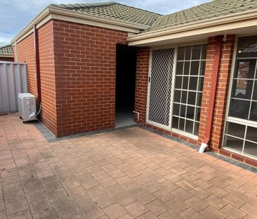 The Perfect Seaforth Gardens Villa **Open Monday 03/11 4.00pm to 4.... - Photo 4