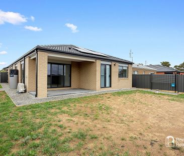 Easy living with modern comforts - Photo 3