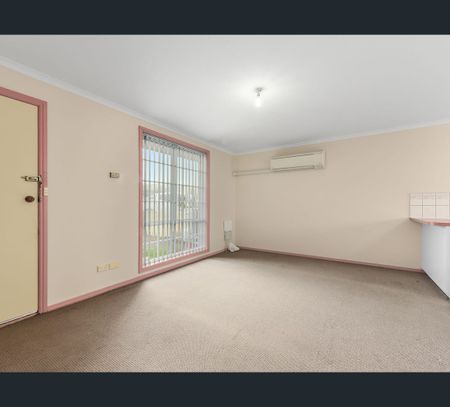 2/4 Patricia Pl, Newnham, Tas 7248 - Photo 2