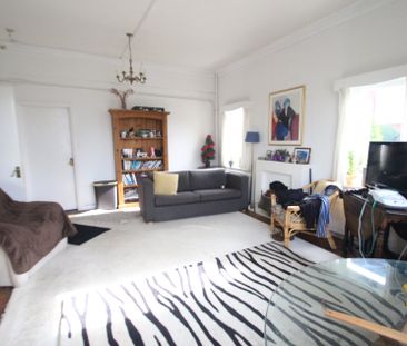 1 bed flat to rent in Belmont Park Avenue, Maidenhead, SL6 - Photo 2