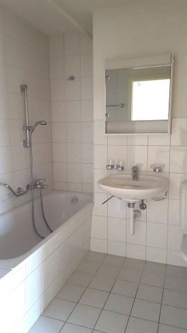 Your new two-story apartment - Photo 5