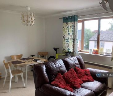 1 bedroom flat to rent - Photo 2