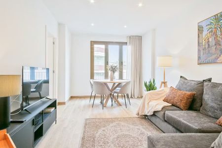 Calle de Sicília, Barcelona, Catalonia 08013 - Photo 2