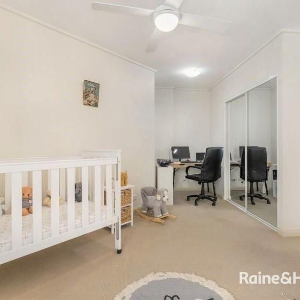 Fantastic 2 Bedroom Unit in Resort Style Complex! - Photo 1