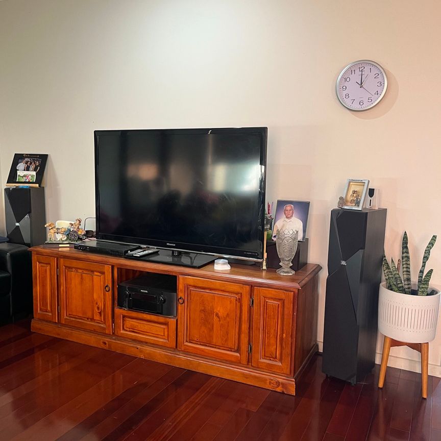 Springvale - Photo 1