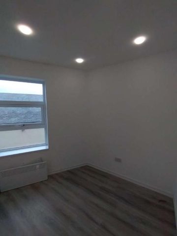 Lansdowne Place, Blackpool, FY1 - Photo 3