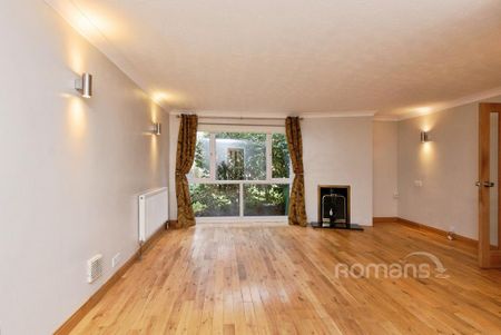 3 bedroom detached house to rent - Photo 2