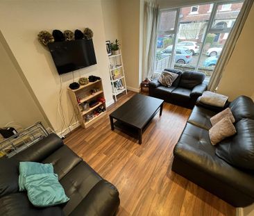 3 bedroom terraced house to rent - Photo 6
