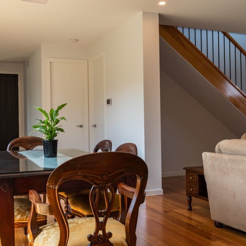 Glen Waverley - Photo 1