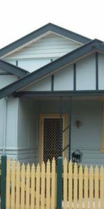 Charming Country Living in Dubbo - 3 Bedroom Home for Rent - Photo 4