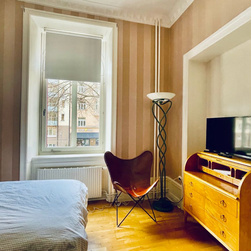 Birger Jarlsgatan, Stockholm - Photo 1