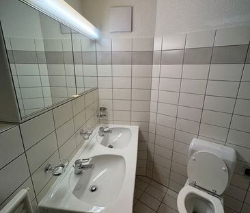 1 Zimmer, 3. Stock - Photo 6