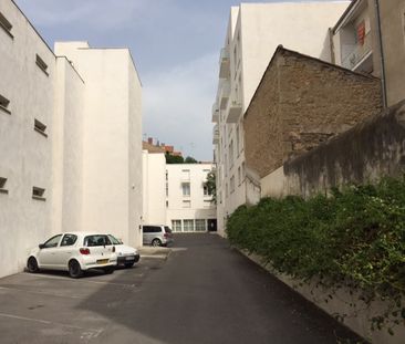 Location Appartement 1 pièce 25m² BEZIERS 34500 - Photo 4