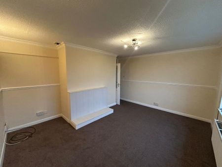 2 bedroom maisonette to rent - Photo 2