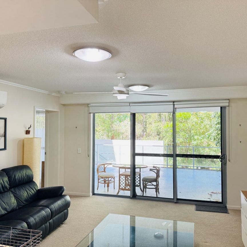 This fully furnished air conditioned 2 bedrooms 2 bathrooms 2 parking unit available from NOW. - Photo 1