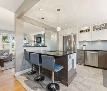15 15 ULLSWATER Drive, K2H 5H3, Ontario - Photo 2