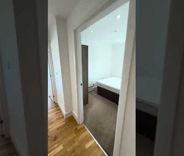 3 Bed Flat, Cityview Point, E14 - Photo 6
