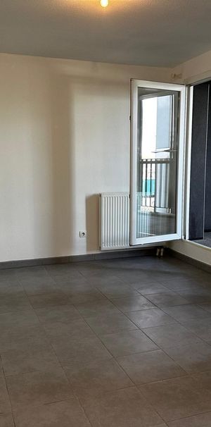 Location Appartement 2 pièces 39m² LORMONT 33310 - Photo 1