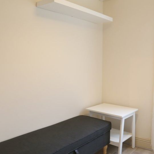 Room in shared apartment for rent in Inns Quay, Dublin - Photo 1