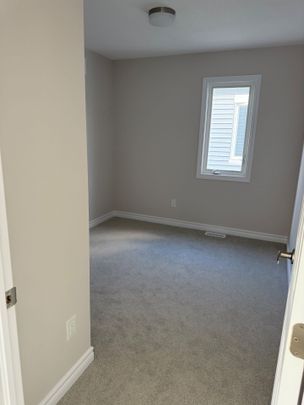 For Lease - 351 Les Emmerson Drive, Barrhaven, Ontario - Photo 1