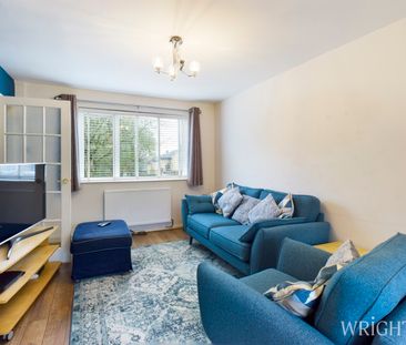 3 bedroom End Terraced House - Harwood Hill, Welwyn Garden City - Photo 2