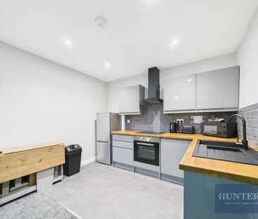 1 bedroom Flat To Let - Photo 4
