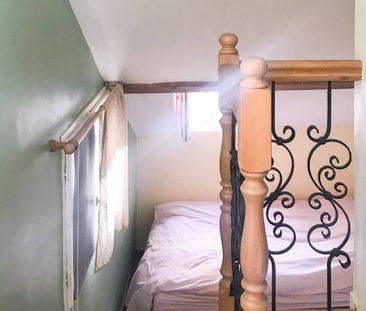 Logement à Paris, Location meublée - Photo 3