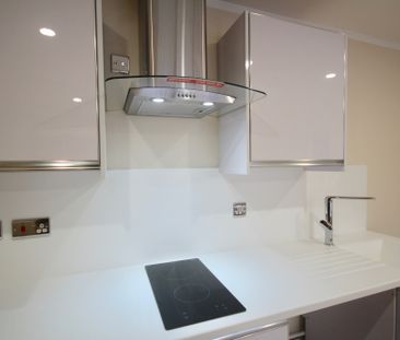 ***Available from 28 march 2026 *** A one bedroom first floor prope... - Photo 3