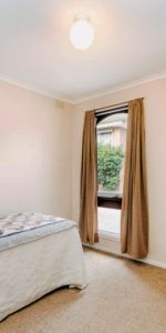 2-4 Willow St, Melbourne - Photo 3