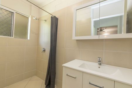 2/42 Cambridge Street, Gulliver - Photo 3