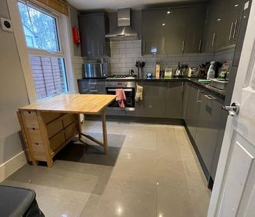 Room in a Shared House, London, SW16 - Photo 1