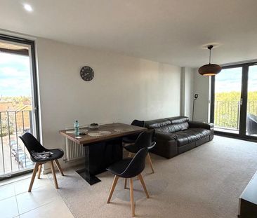 2 bedroom flat to rent - Photo 3