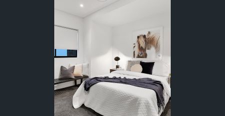 Beautifully Spacious Ground Floor 3-Bedroom Apartment with Timber Flooring & Large Terrace - Photo 3