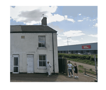 2 bedroom end of terrace house to rent - Photo 4