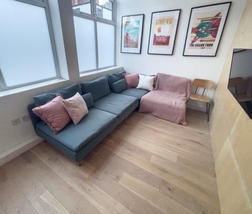 6 bedroom flat to rent - Photo 1