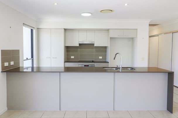 STUNNING HOME WITH ENTERTAINER'S DECK! - Photo 1